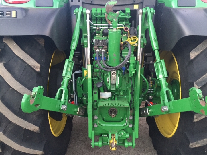 John Deere 6155R