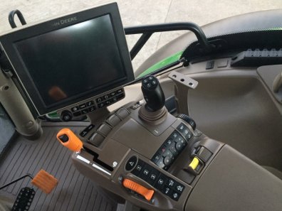 John Deere 6155R
