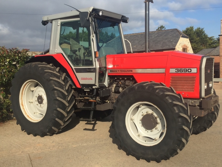 Massey Ferguson 3690