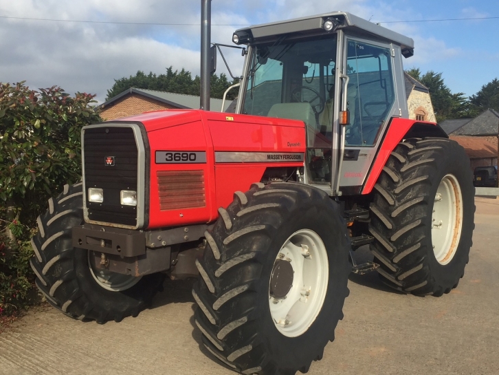 Massey Ferguson 3690