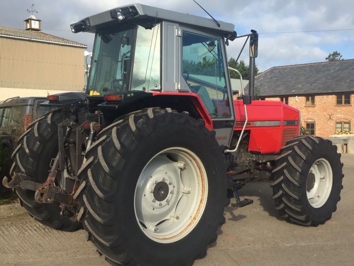 Massey Ferguson 3690