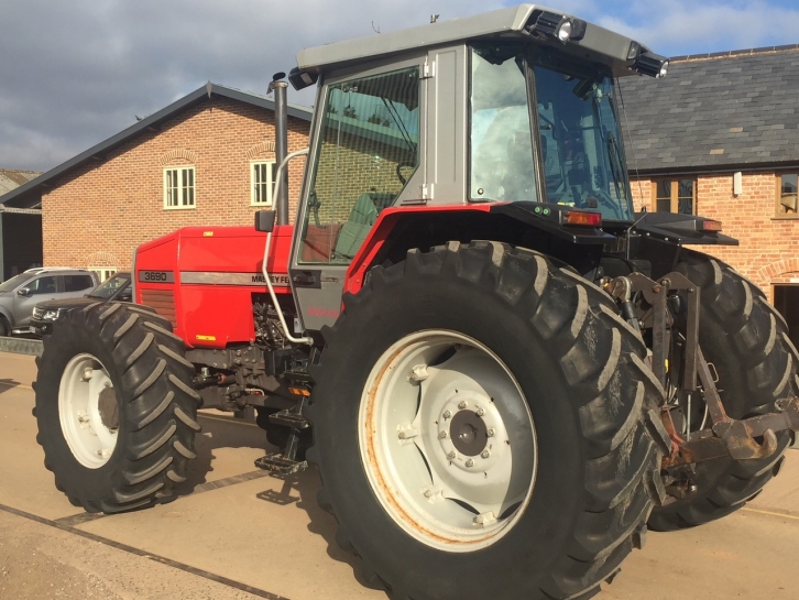 Massey Ferguson 3690