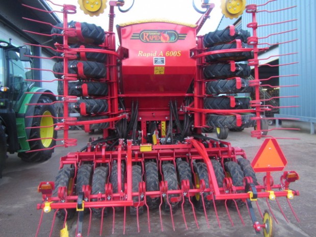 Vaderstad Rapid 600S drill