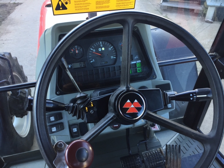 Massey Ferguson 6150