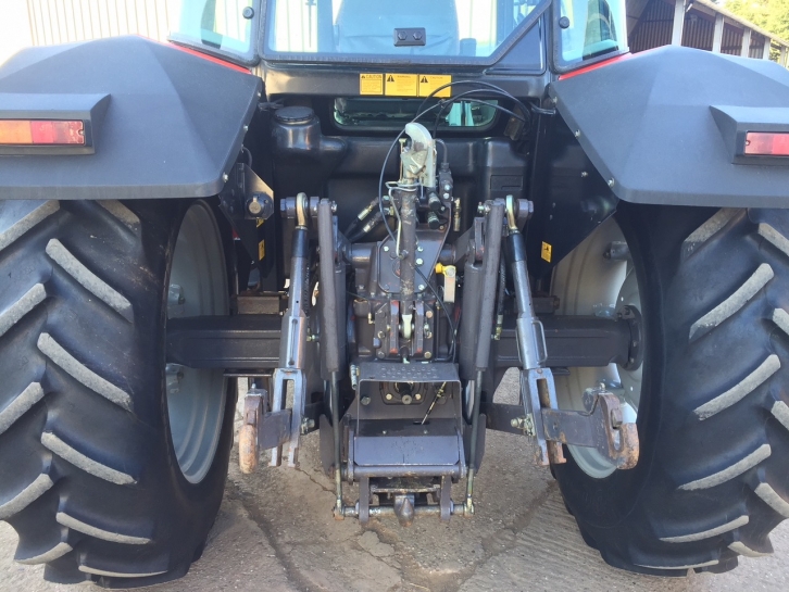 Massey Ferguson 6150