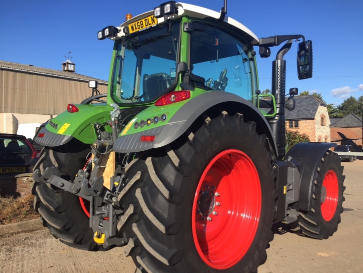 Fendt 724 Profi-Plus