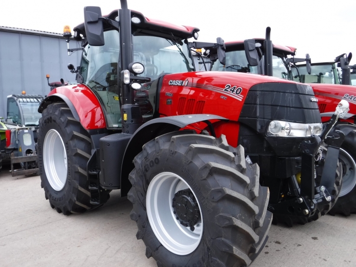 Case CVX 240