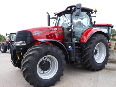 Case CVX 240