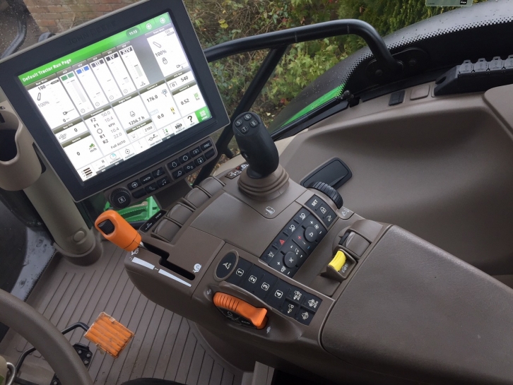 John Deere 6155R