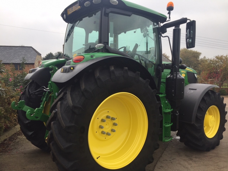 John Deere 6155R