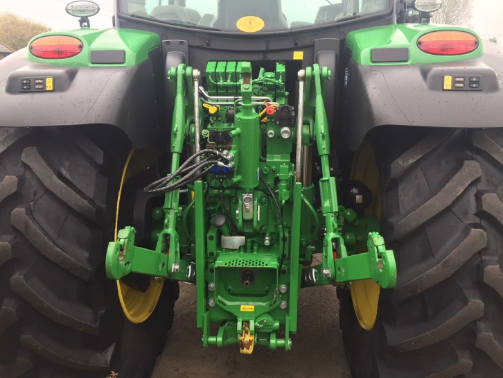 John Deere 6155R