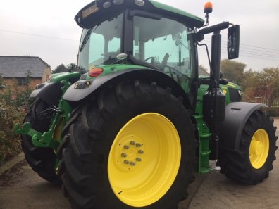 John Deere 6155R
