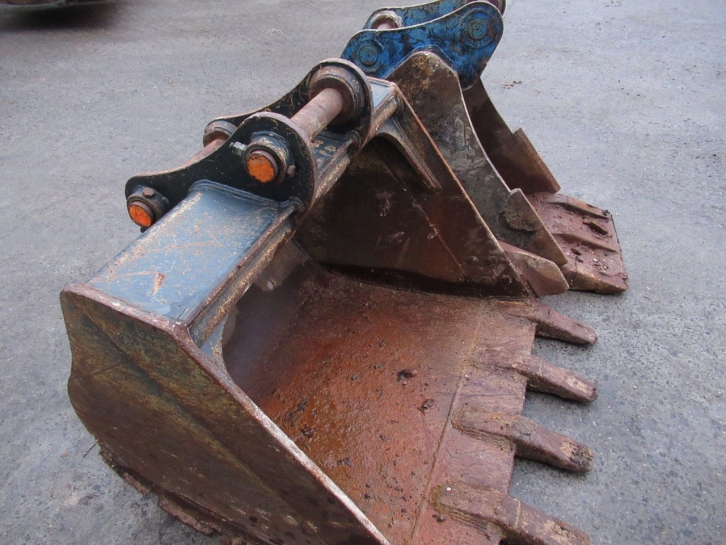 Hyundai HX140L