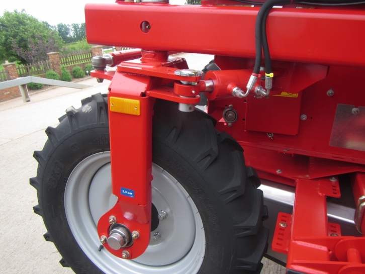 Grimme GB215 Potato planter