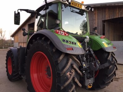 Fendt 724 Profi-Plus