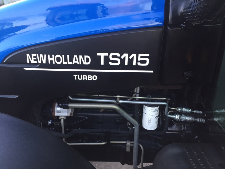 New Holland TS115 SL