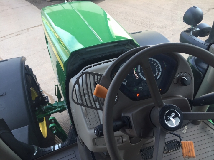 John Deere 6250R