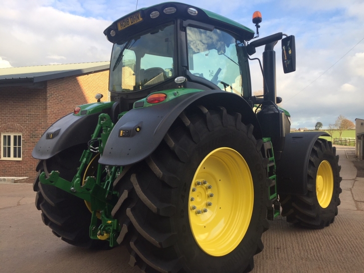 John Deere 6250R