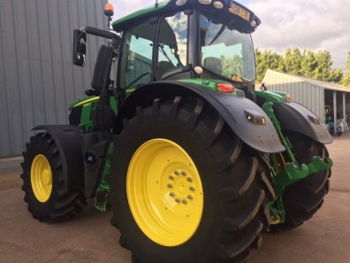 John Deere 6250R