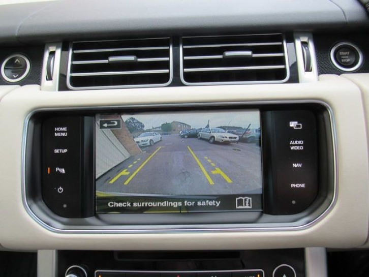 Land Rover Range Rover Vouge SE 4.4 SDV8