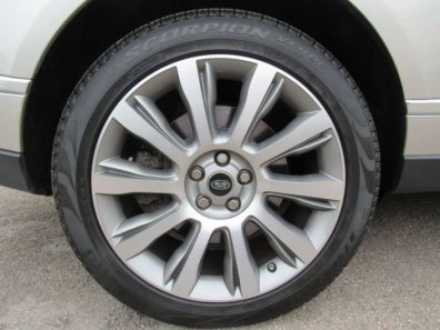 Land Rover Range Rover Vouge SE 4.4 SDV8