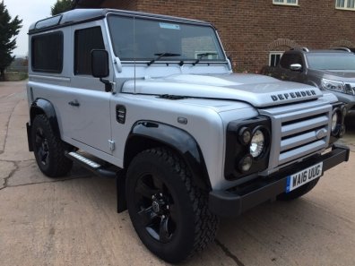 Land Rover 90 XS Station Wagon