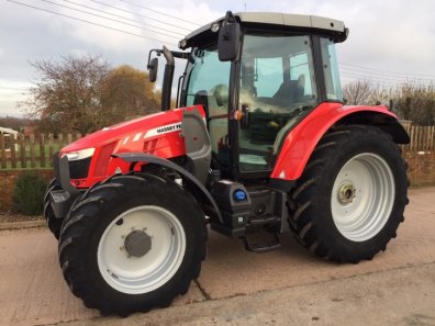 Massey Ferguson 5612