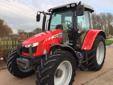 Massey Ferguson 5612