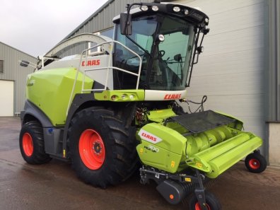 Claas Jaguar 870 forager