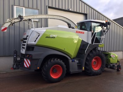 Claas Jaguar 870 forager