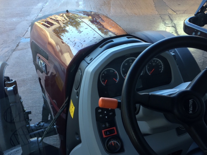 Valtra T214 Direct