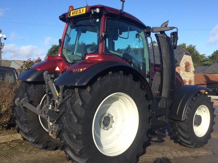 Valtra T214 Direct