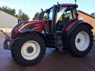 Valtra T214 Direct