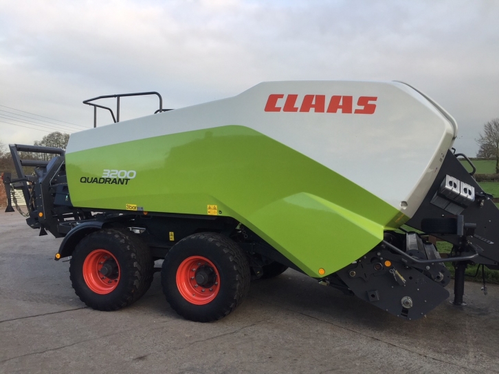 Claas 3200 Quadrant baler