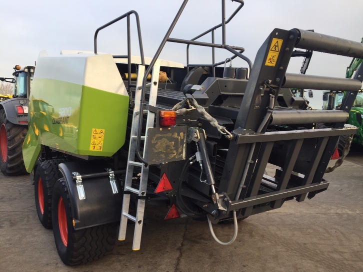Claas 3200 Quadrant baler