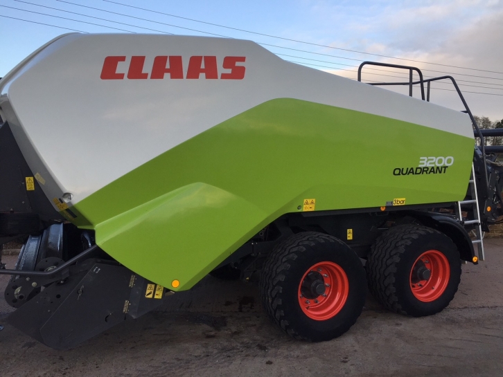 Claas 3200 Quadrant baler