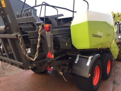 Claas 3200 Quadrant baler