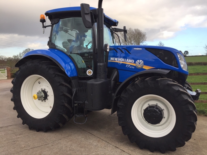 New Holland T7.270
