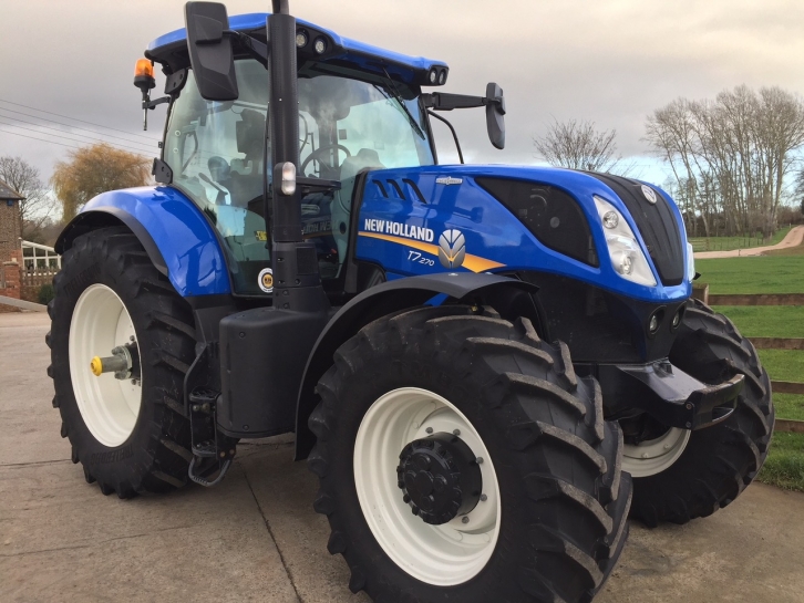 New Holland T7.270