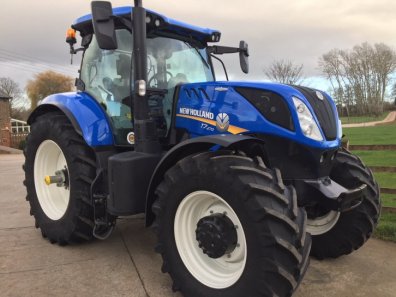 New Holland T7.270