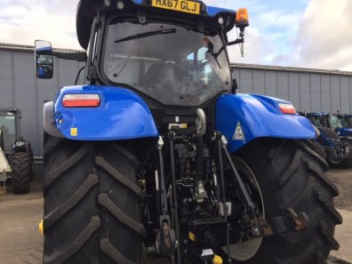 New Holland T7.270