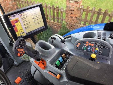New Holland T7.270