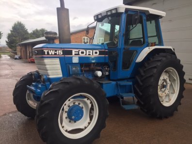 Ford TW15