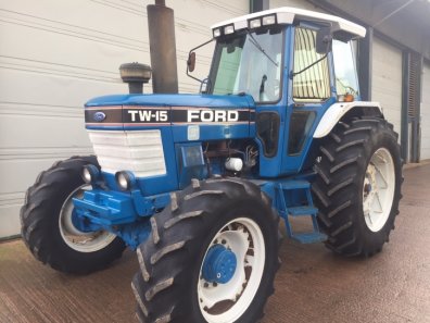 Ford TW15