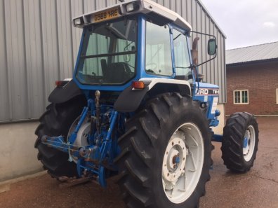 Ford TW15