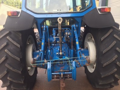 Ford TW15
