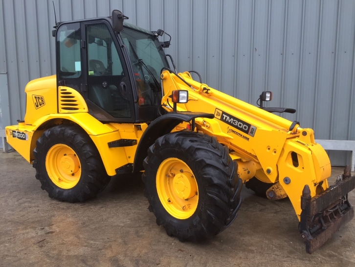 JCB TM300