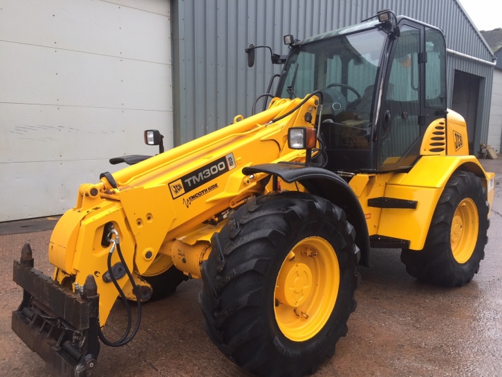 JCB TM300