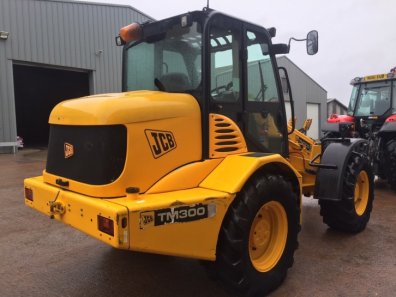 JCB TM300