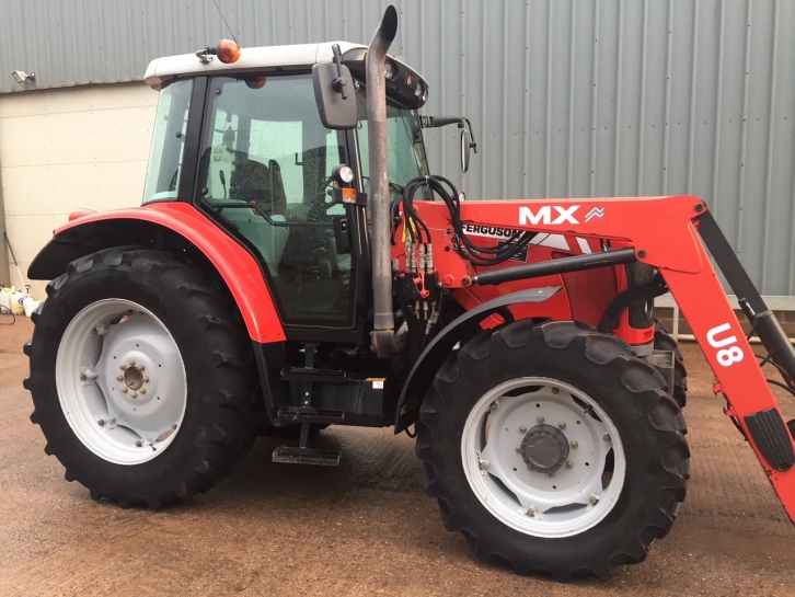 Massey Ferguson 5455